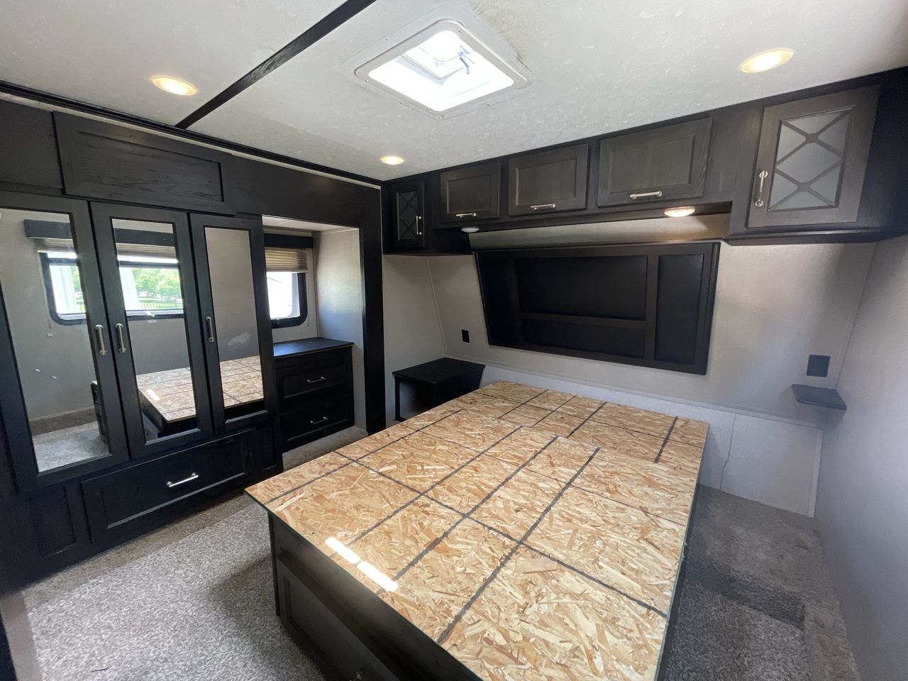 2017 KEYSTONE FUZION 420