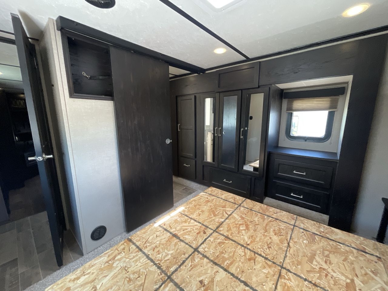 2017 KEYSTONE FUZION 420