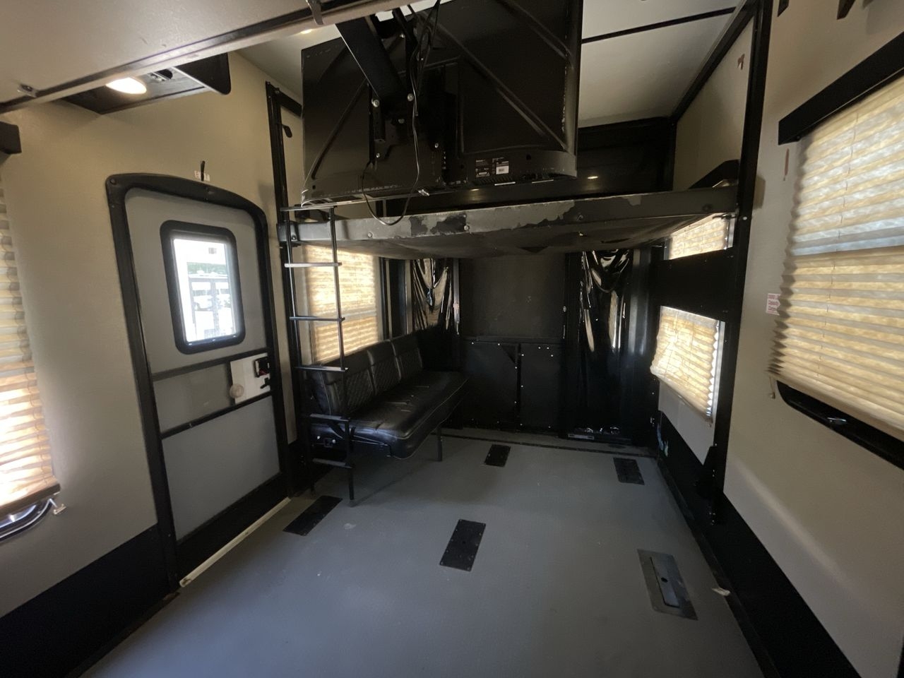 2017 KEYSTONE FUZION 420