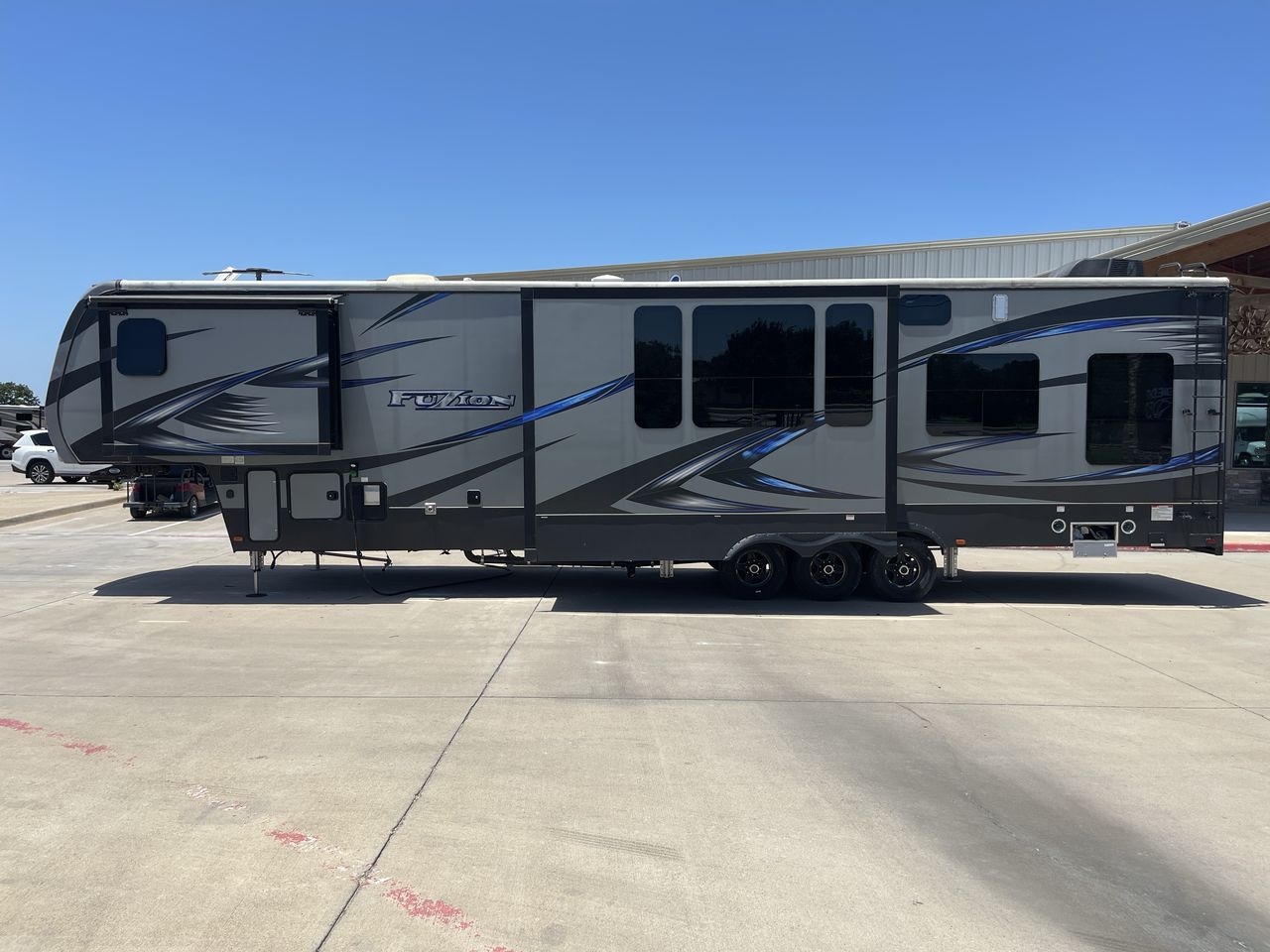 2017 KEYSTONE FUZION 420