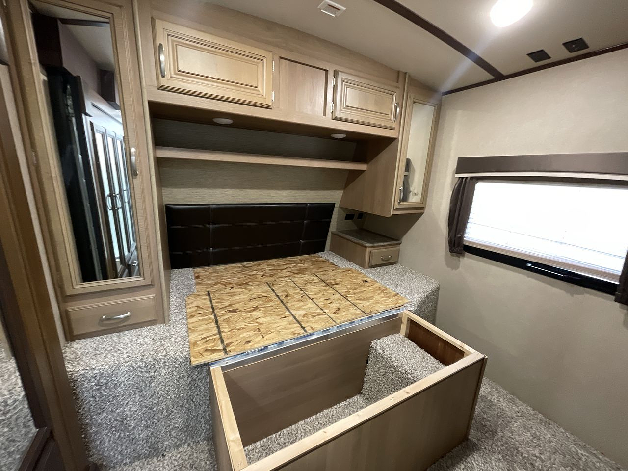 2018 DUTCHMEN DENALI 289RK