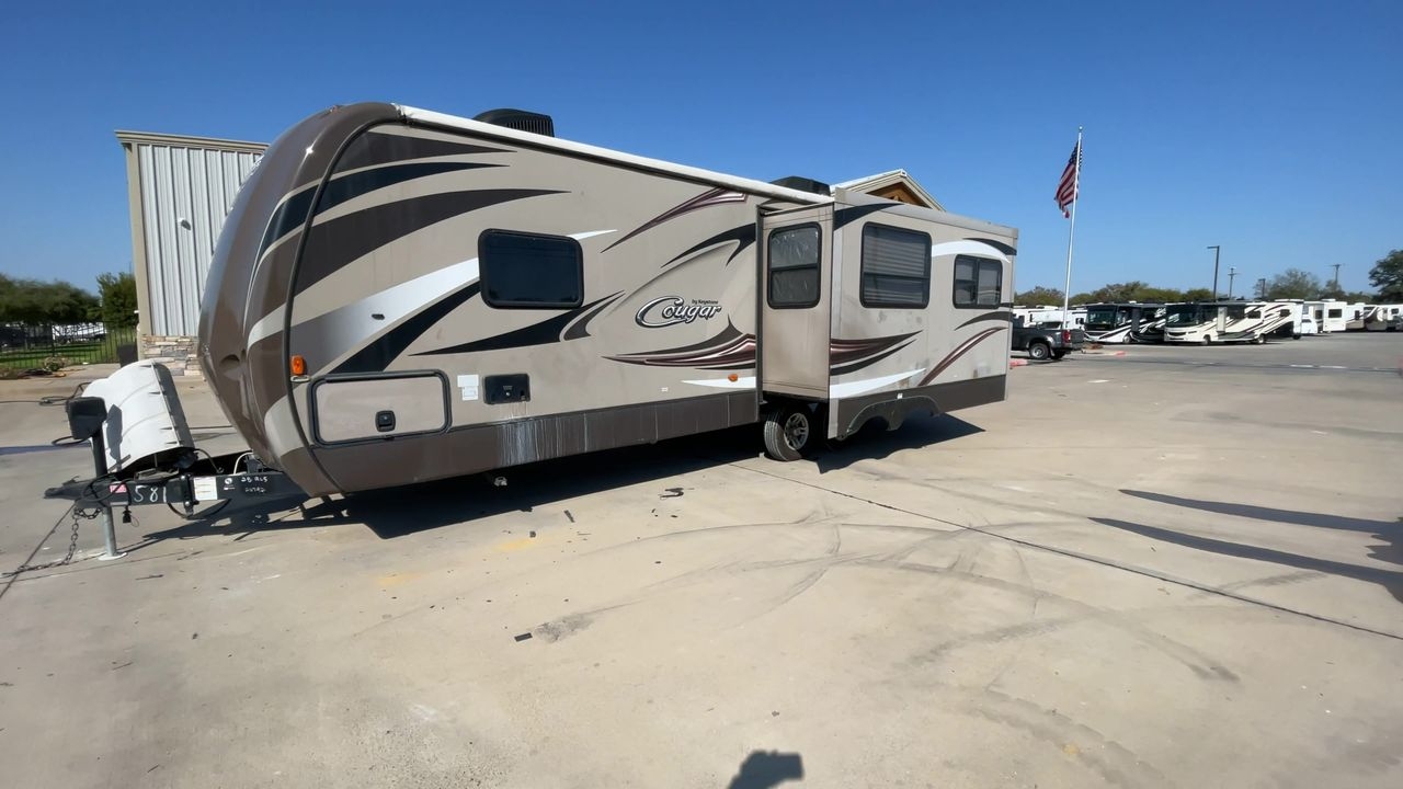 2015 KEYSTONE COUGAR 28RLS