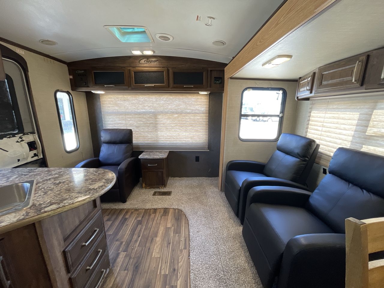 2015 KEYSTONE COUGAR 28RLS