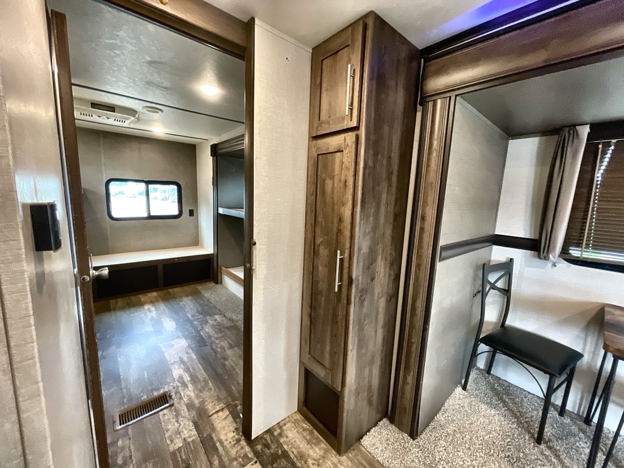 2018 KEYSTONE VOLANTE 32SB