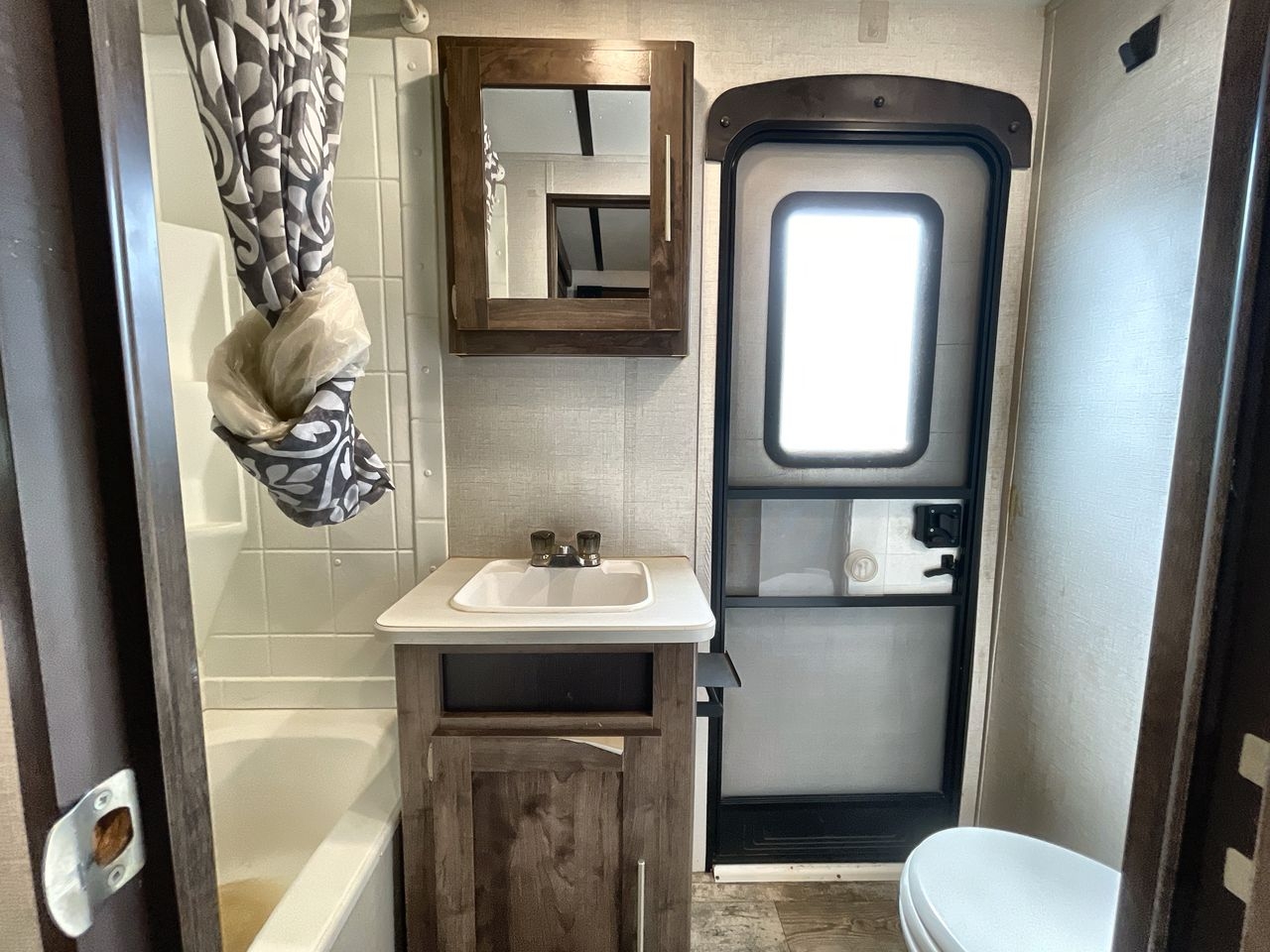 2018 KEYSTONE VOLANTE 32SB