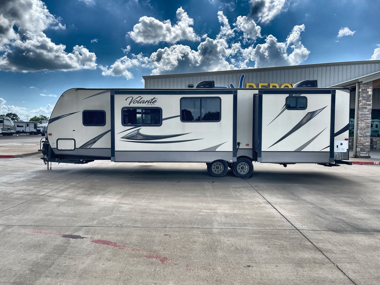 2018 KEYSTONE VOLANTE 32SB