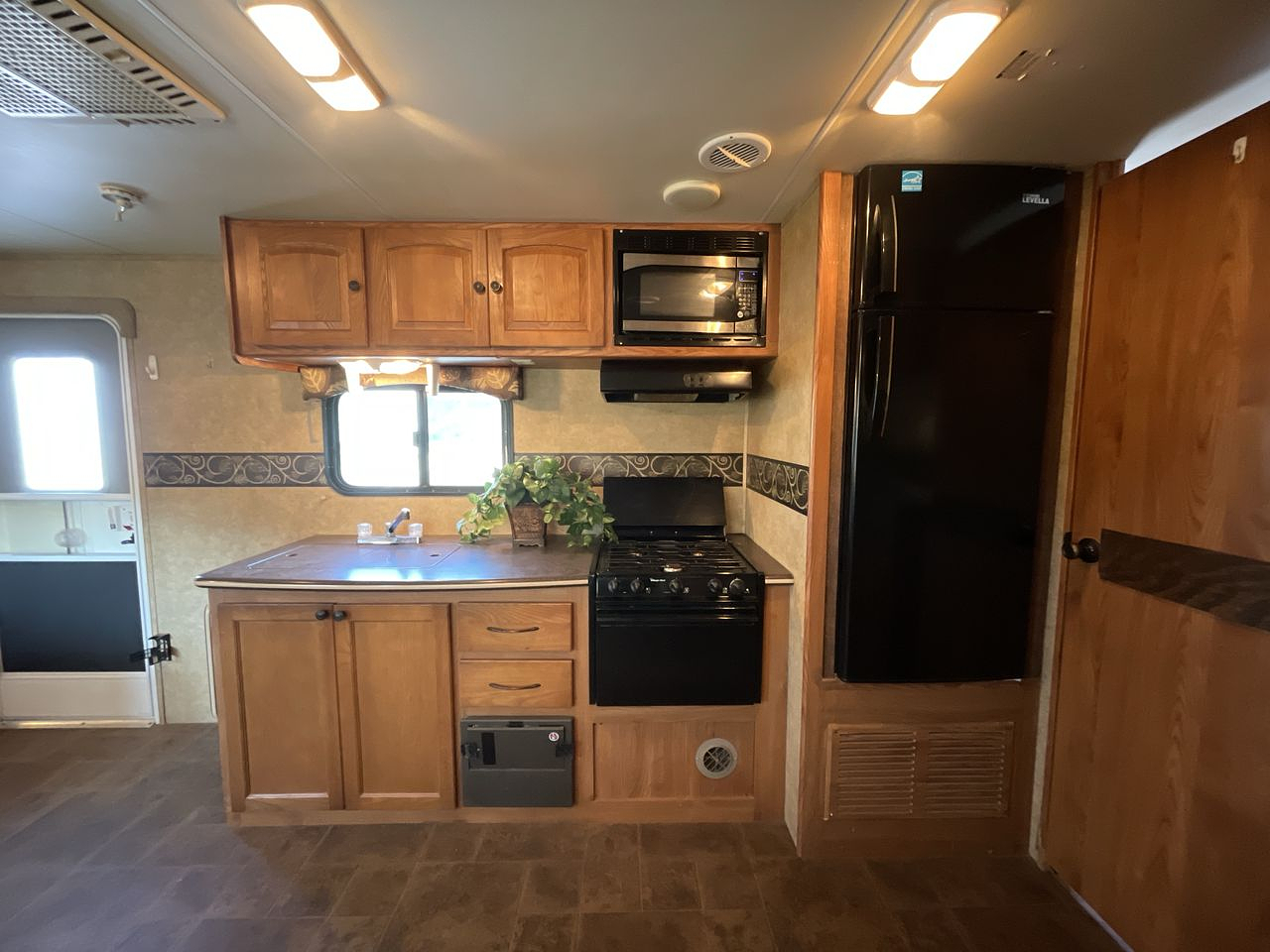 2011 HEARTLAND NORTH TRAIL 26B