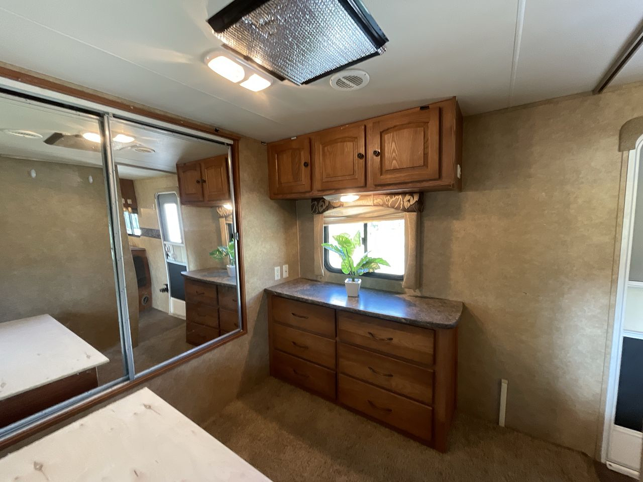 2011 HEARTLAND NORTH TRAIL 26B