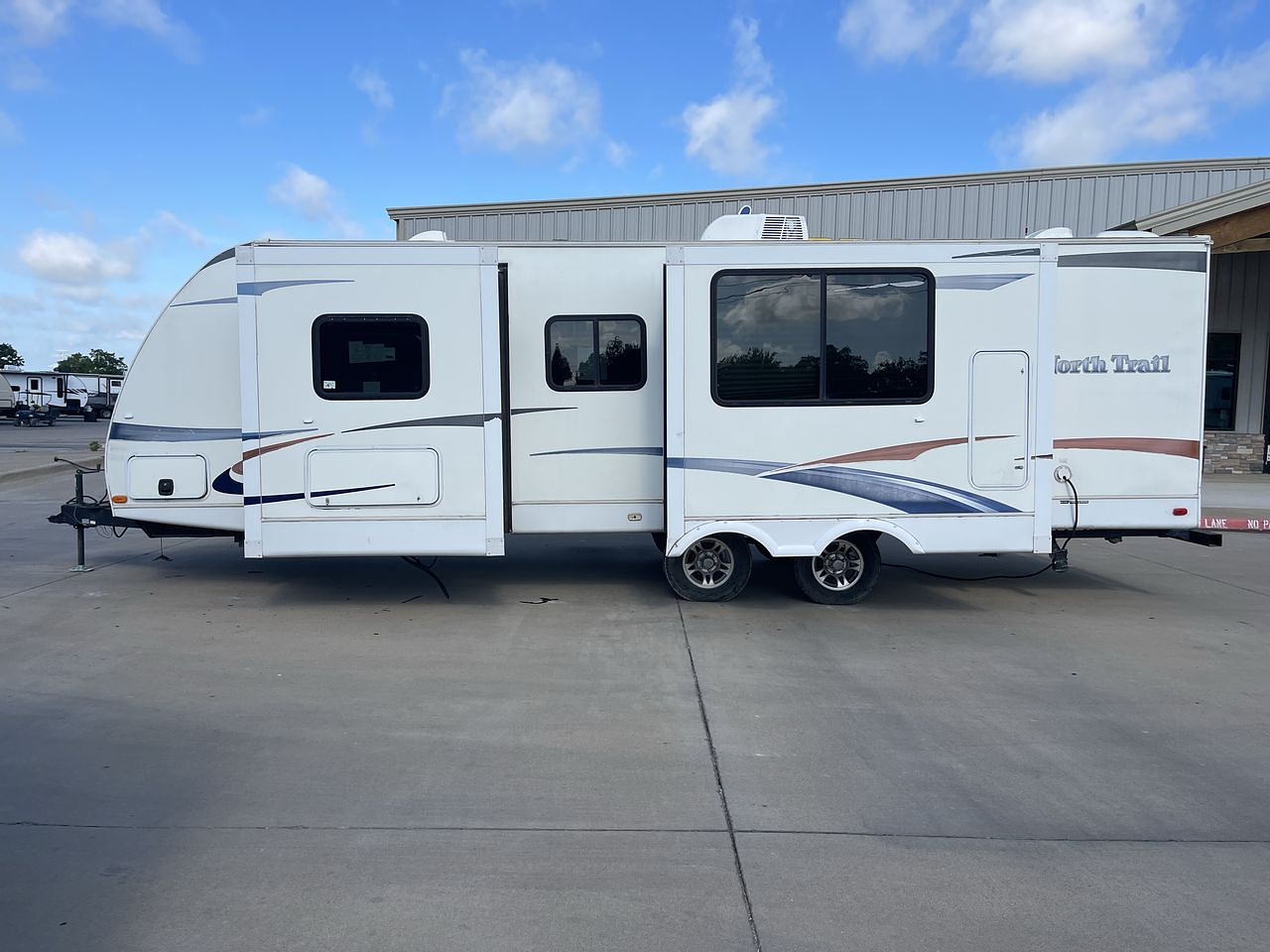 2011 HEARTLAND NORTH TRAIL 26B