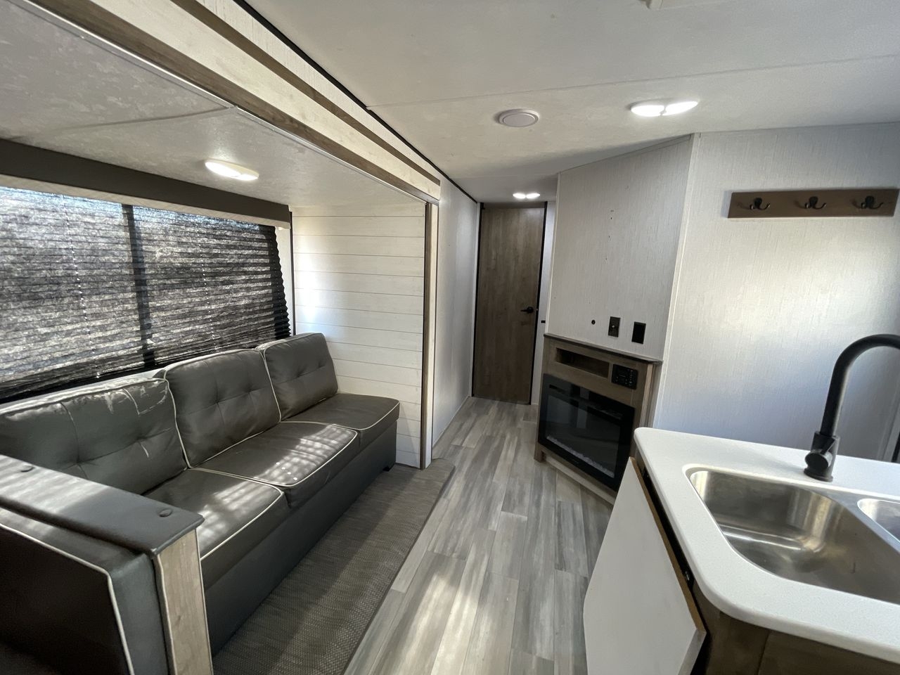 2021 HEARTLAND PIONEER BH322