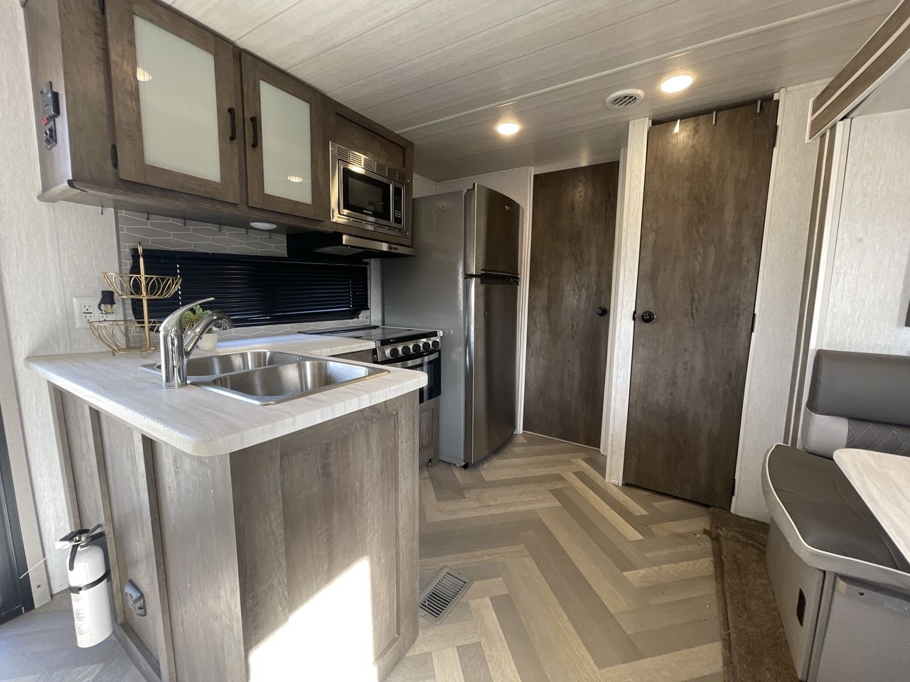 2022 FOREST RIVER SALEM 36VBDS