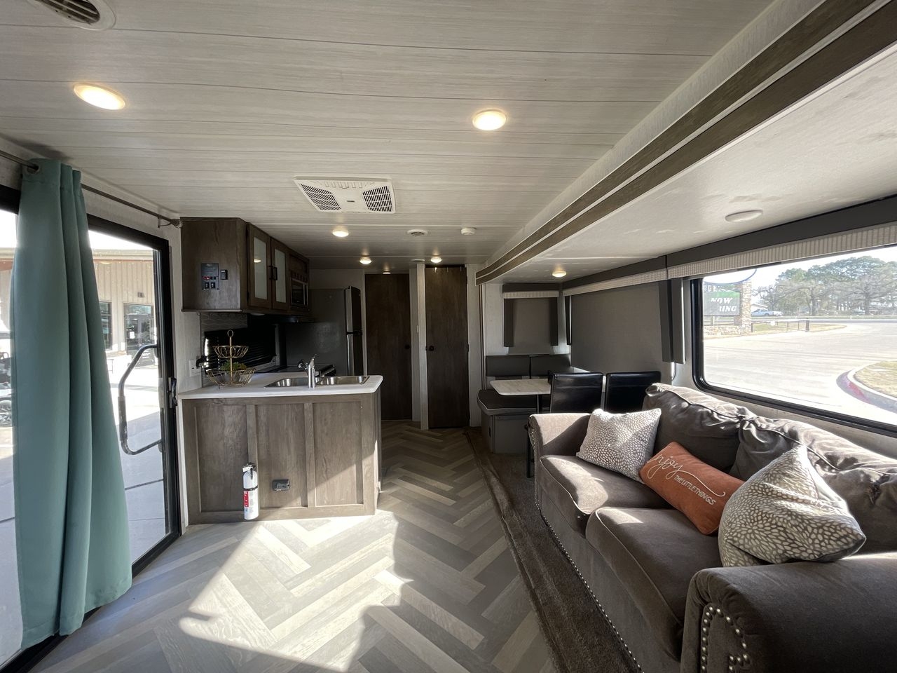 2022 FOREST RIVER SALEM 36VBDS