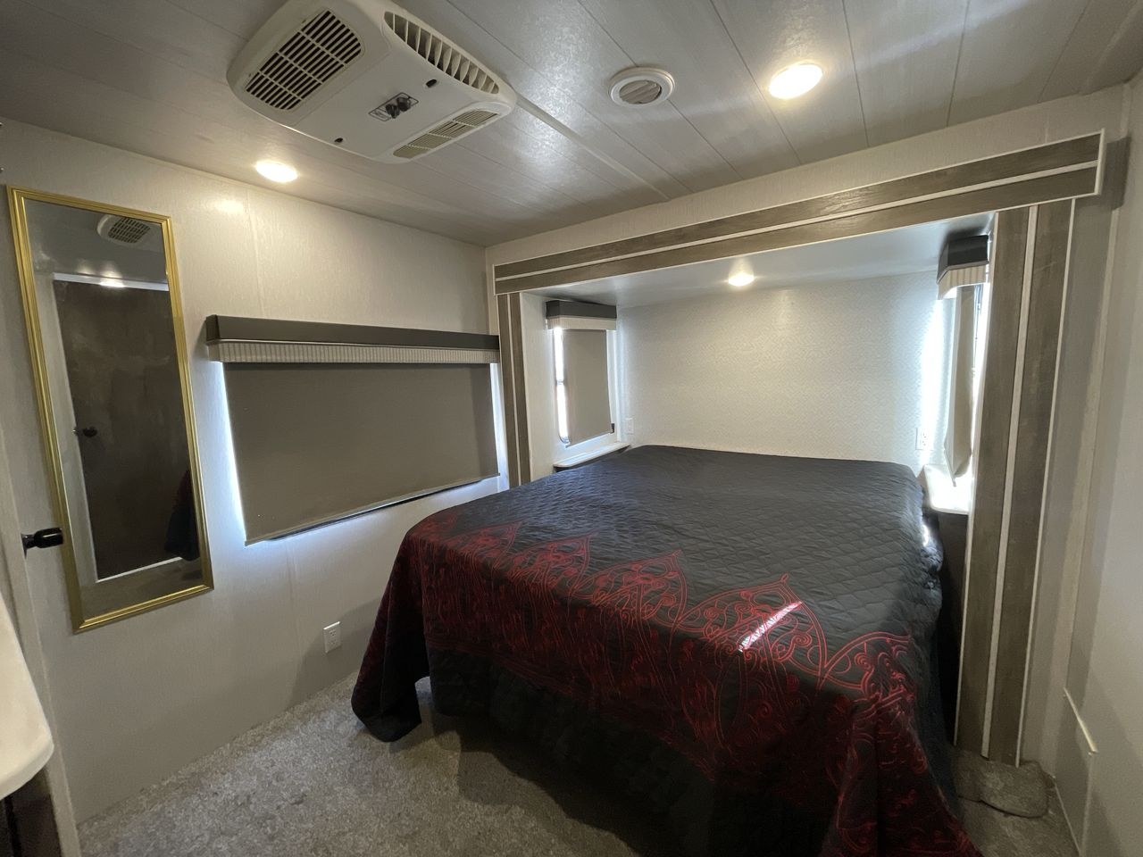 2022 FOREST RIVER SALEM 36VBDS