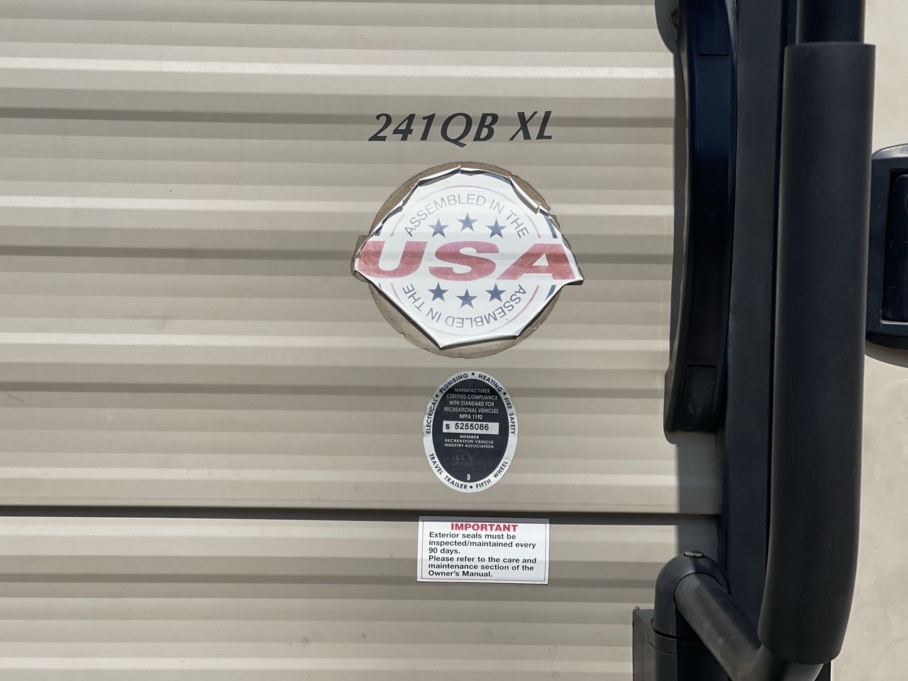 2019 FOREST RIVER WILDWOOD 341CBXL