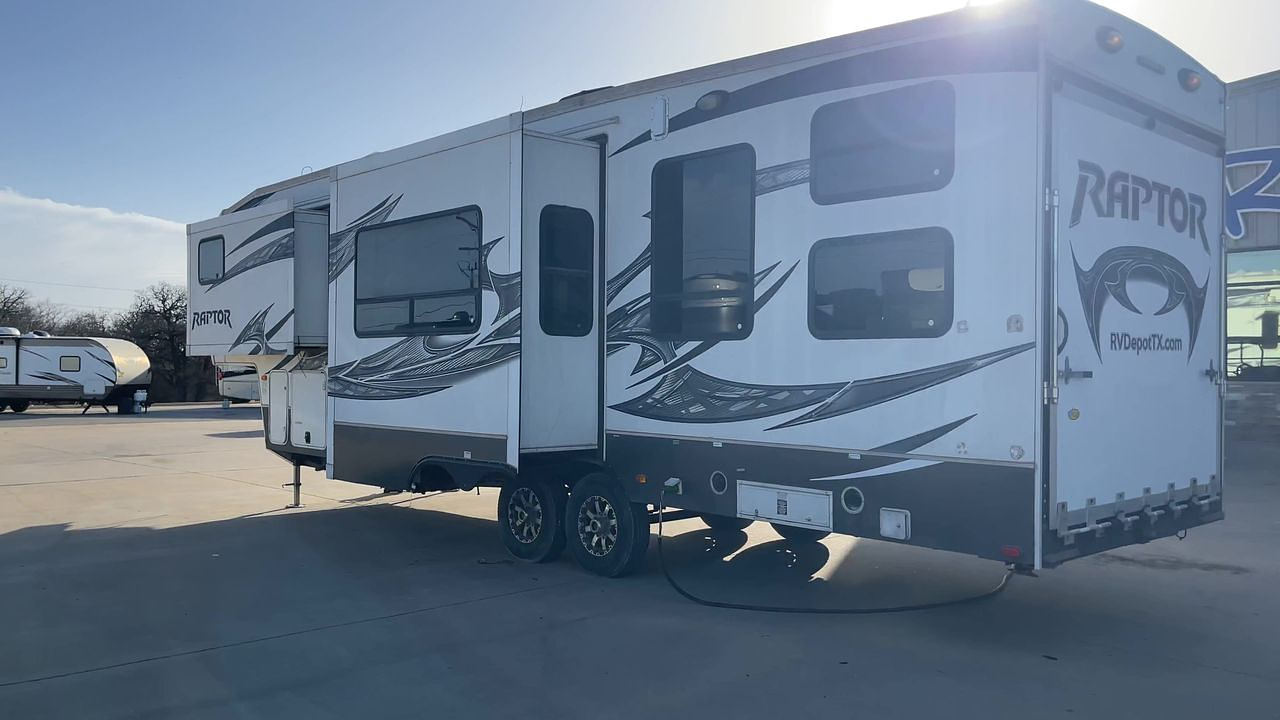 2013 KEYSTONE RAPTOR 310TS