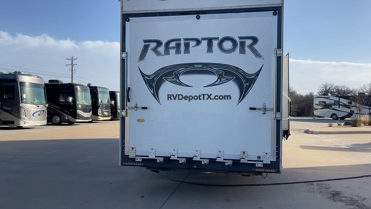 2013 KEYSTONE RAPTOR 310TS