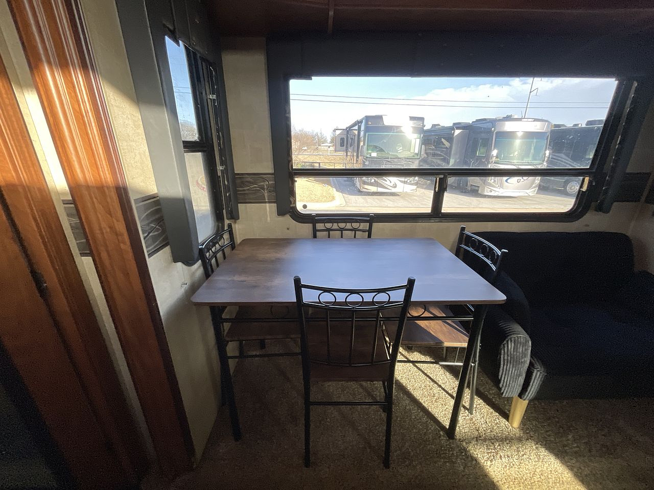 2013 KEYSTONE RAPTOR 310TS