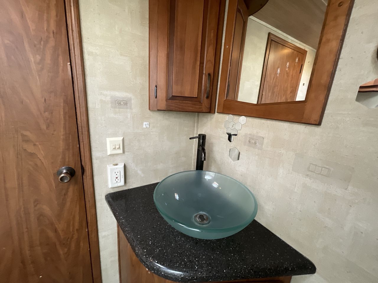 2013 KEYSTONE RAPTOR 310TS