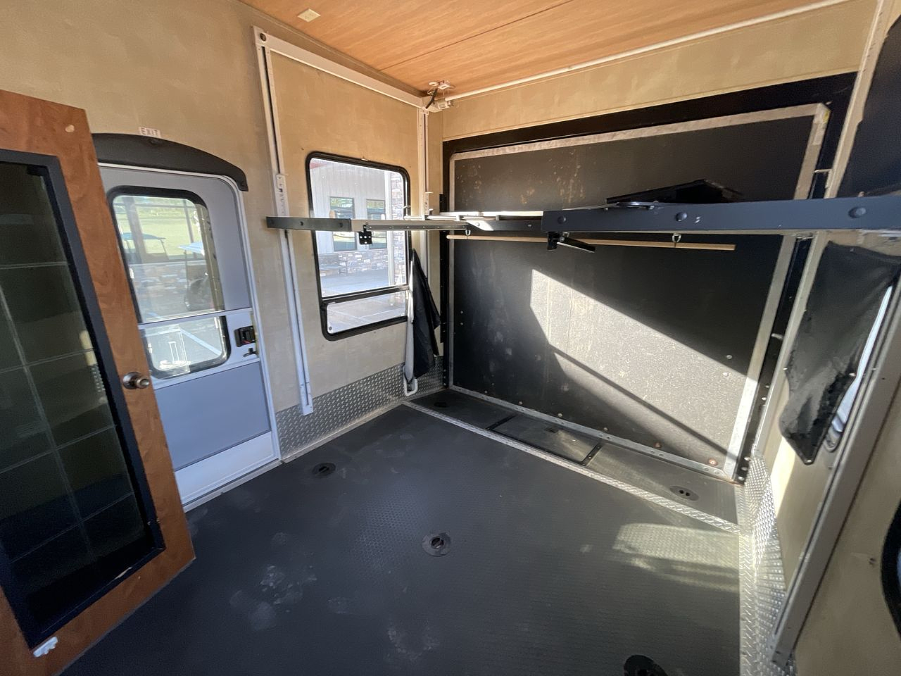 2013 KEYSTONE RAPTOR 310TS