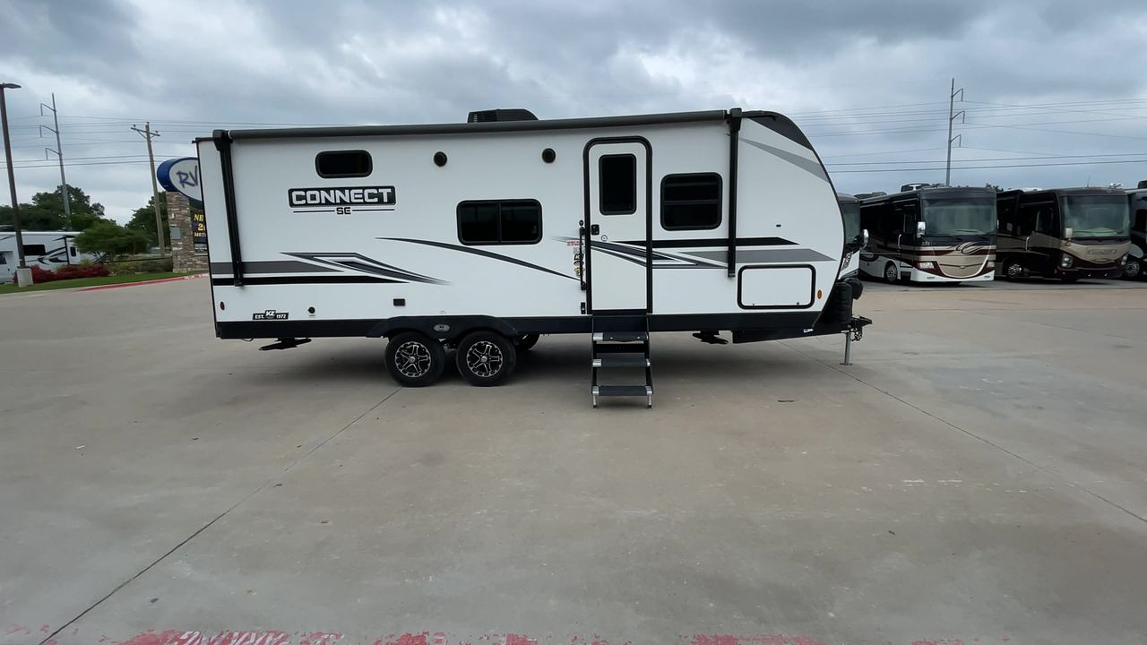 2023 KZ CONNECT SE C211MKSE