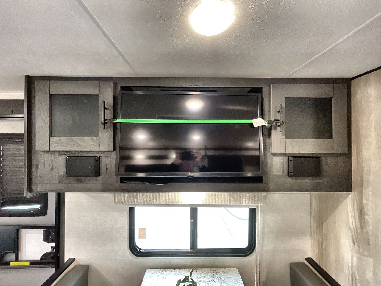 2023 KZ CONNECT SE C211MKSE