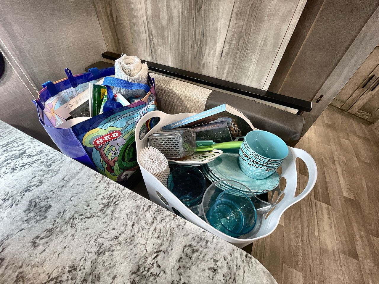 2023 KZ CONNECT SE C211MKSE