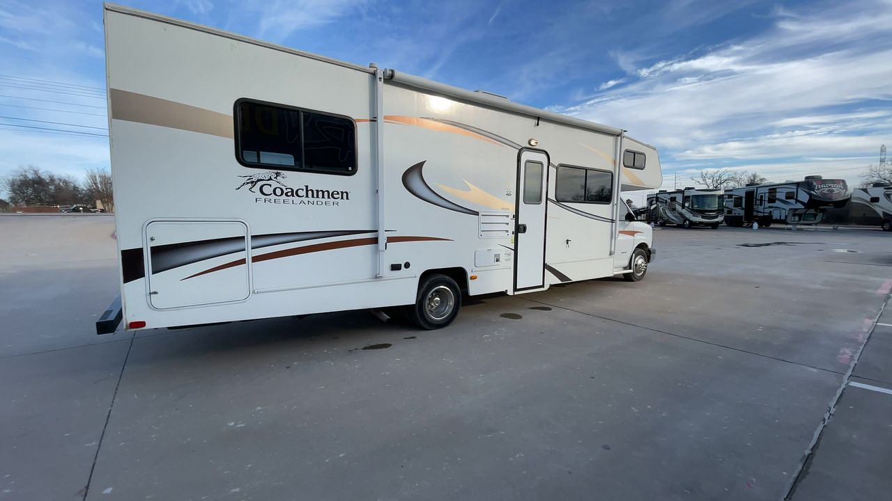 2013 FOREST RIVER FREELANDER 28AB