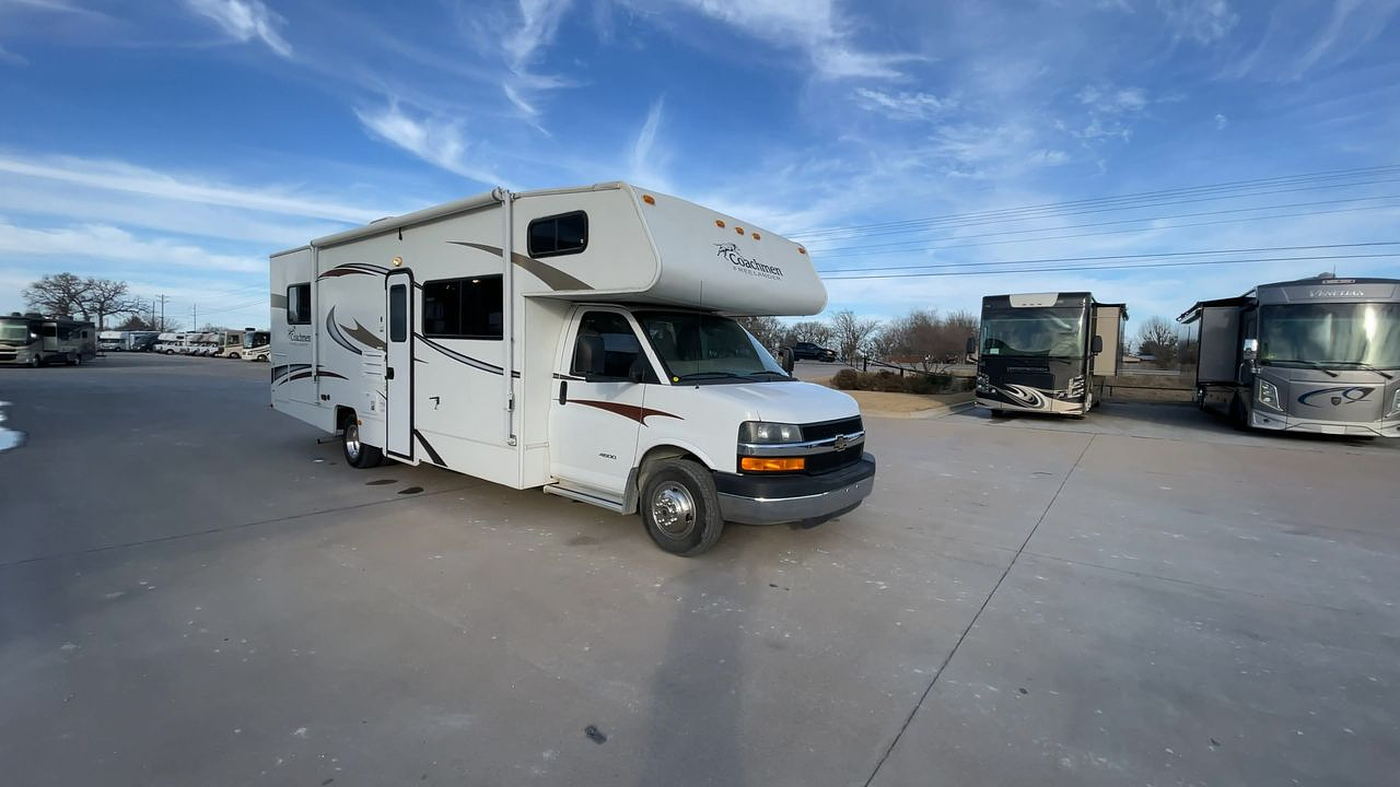 2013 FOREST RIVER FREELANDER 28AB