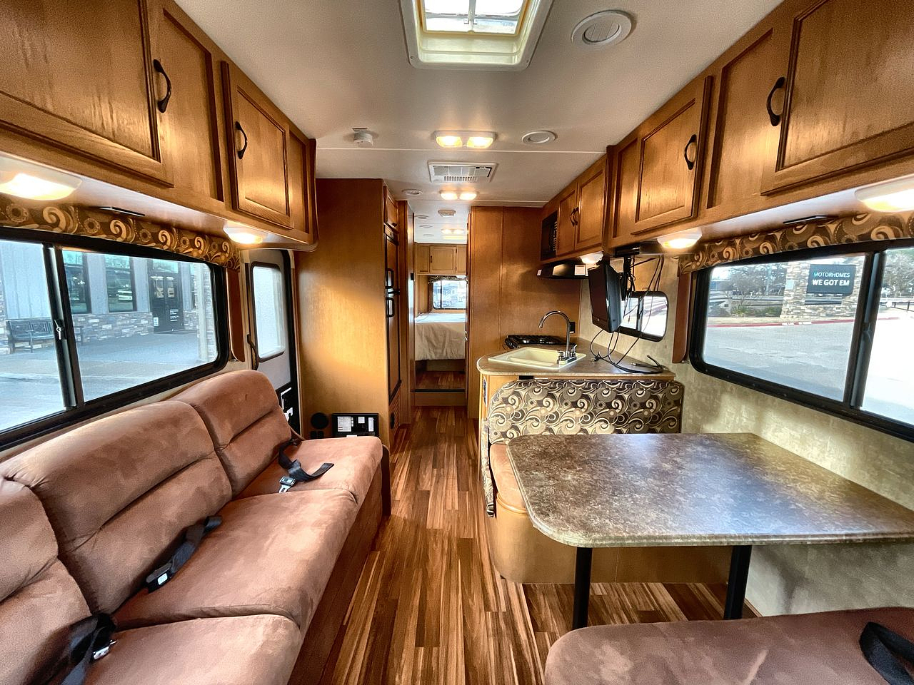 2013 FOREST RIVER FREELANDER 28AB