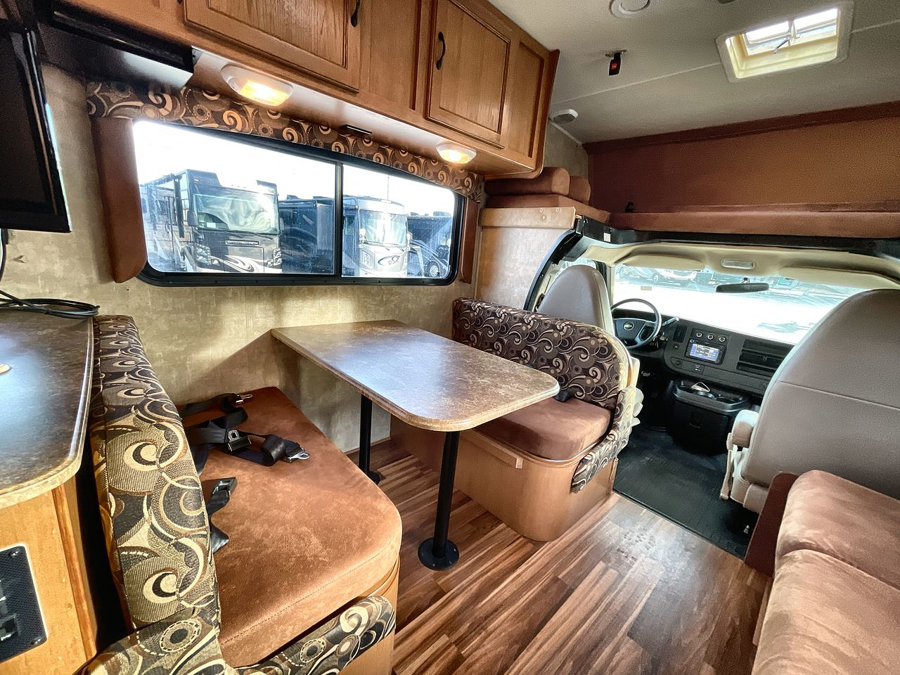 2013 FOREST RIVER FREELANDER 28AB