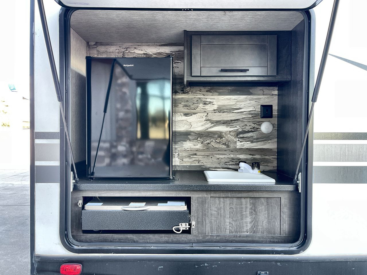 2022 KEYSTONE CRUISER AIRE 33BHB