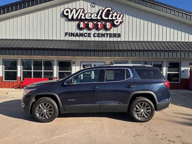 2017 GMC Acadia SLT-1