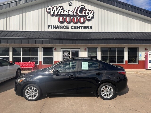 2016 Scion iA Base