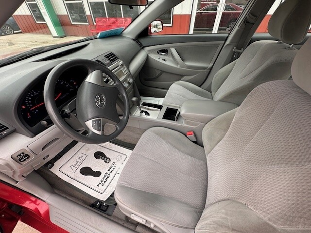 2010 Toyota Camry BASE SE LE Located at Wheel City Auto Sioux Falls slide-image