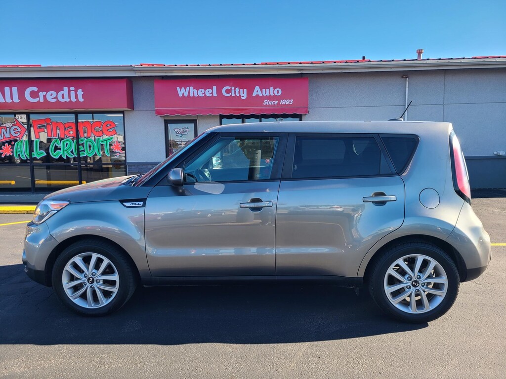 2019 Kia Soul  plus Located at Wheel City Auto Rapid City Thumbnail - 2019 Kia Soul  plus