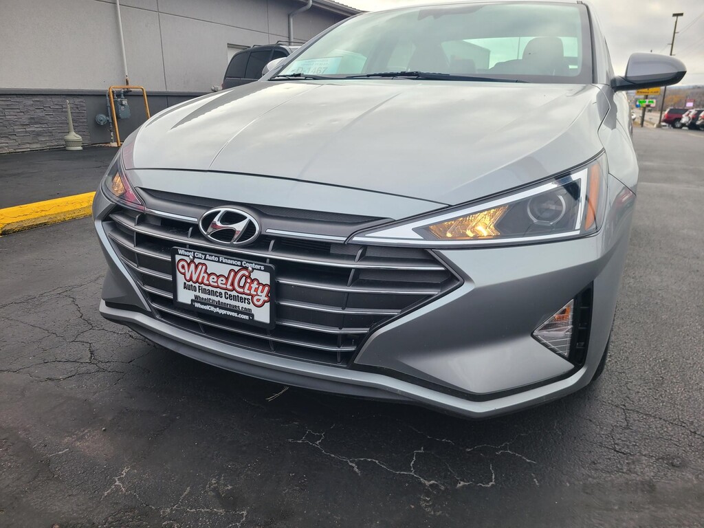 2020 Hyundai ELANTRA LIMITED SE Located at Wheel City Auto Rapid City light-box-slides