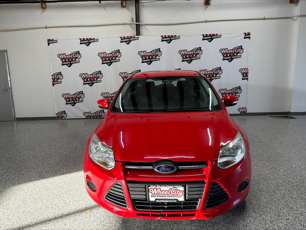 2013 Ford FOCUS SE Located at Wheel City Auto Lincoln slide-image