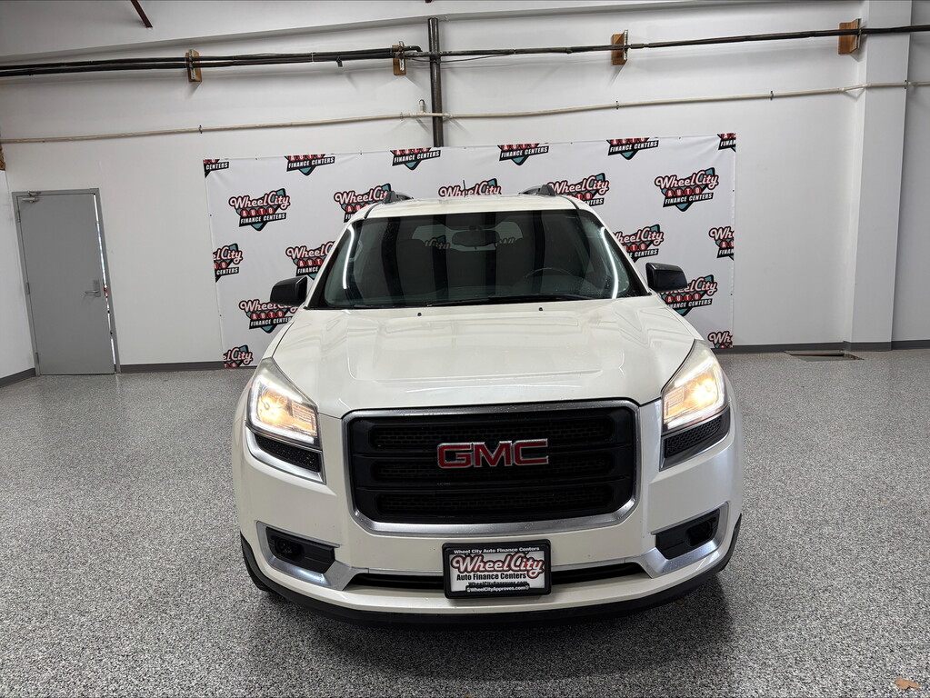 2015 GMC ACADIA SL SLE1 Located at Wheel City Auto Lincoln light-box-slides