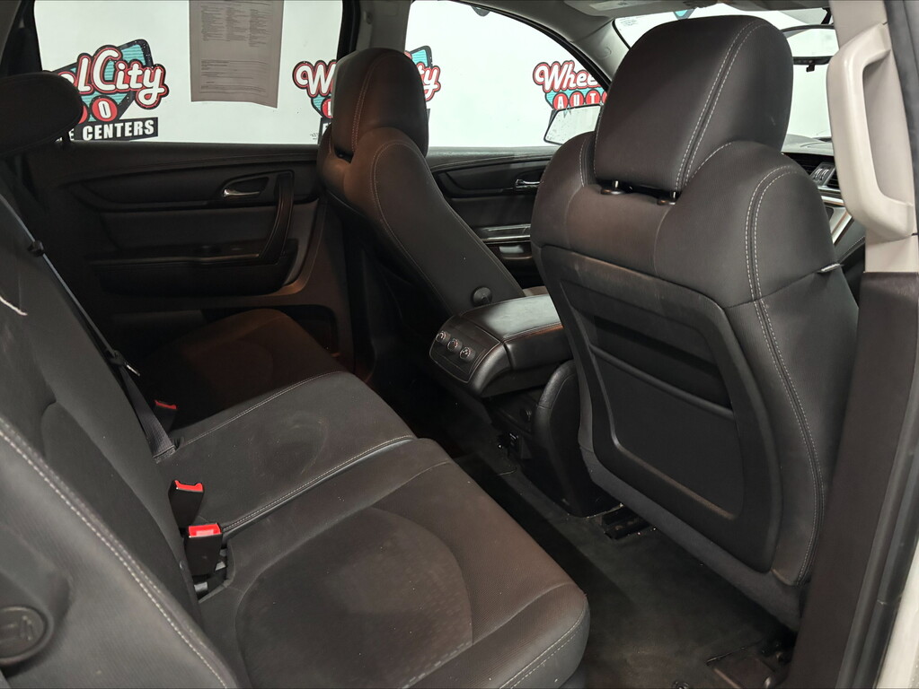 2015 GMC ACADIA SL SLE1 Located at Wheel City Auto Lincoln slide-image