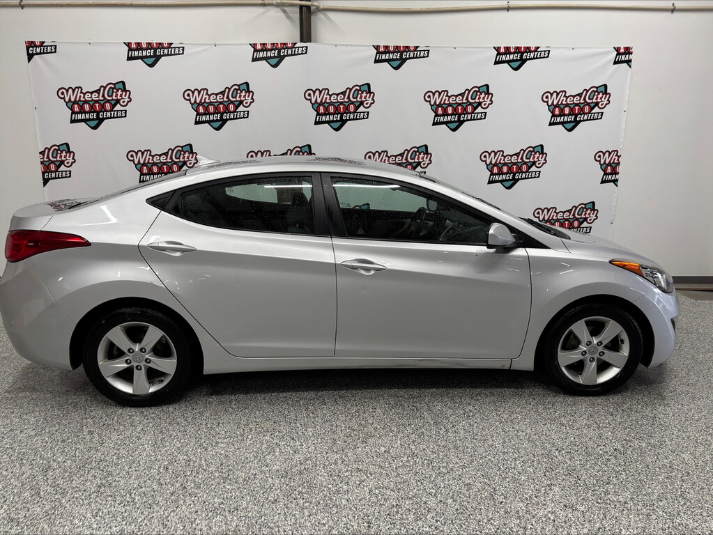 2011 Hyundai ELANTRA GLS LIMITED Located at Wheel City Auto Lincoln slide-image