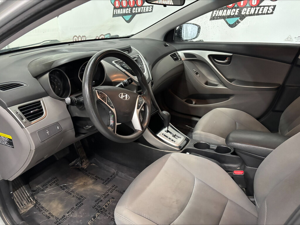2011 Hyundai ELANTRA GLS LIMITED Located at Wheel City Auto Lincoln slide-image