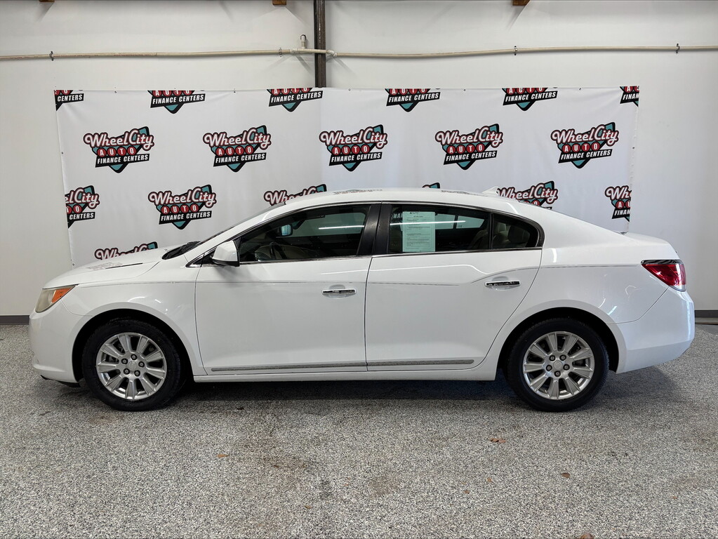2012 Buick LaCrosse Convenience's photo