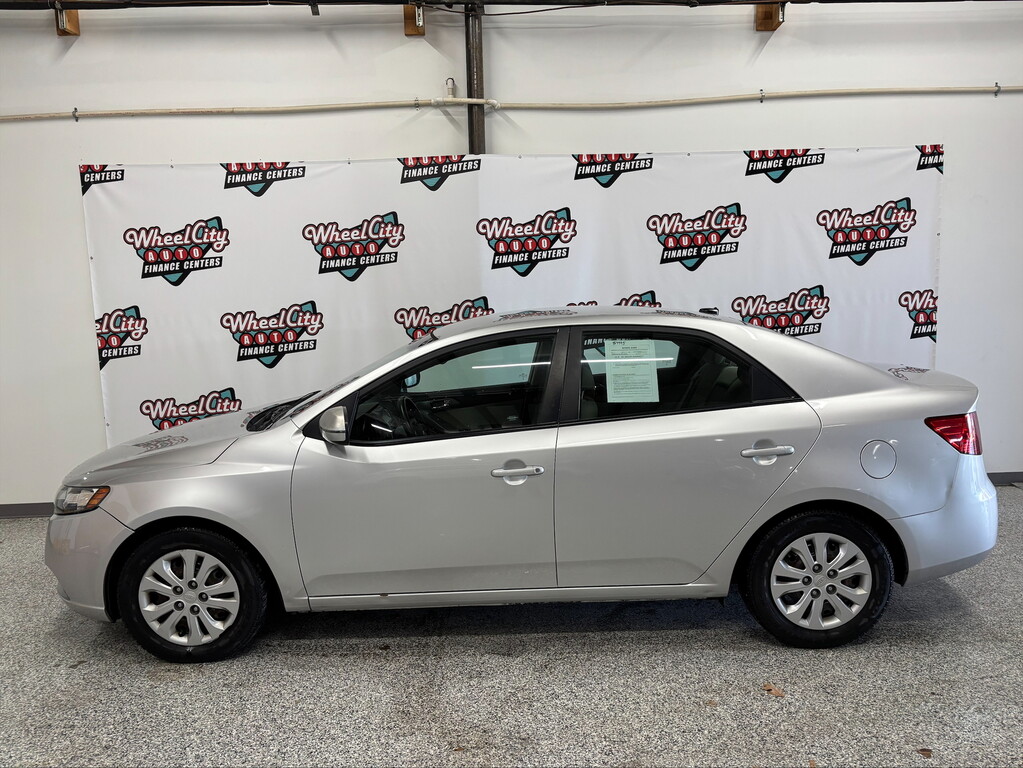 2013 Kia Forte EX's photo