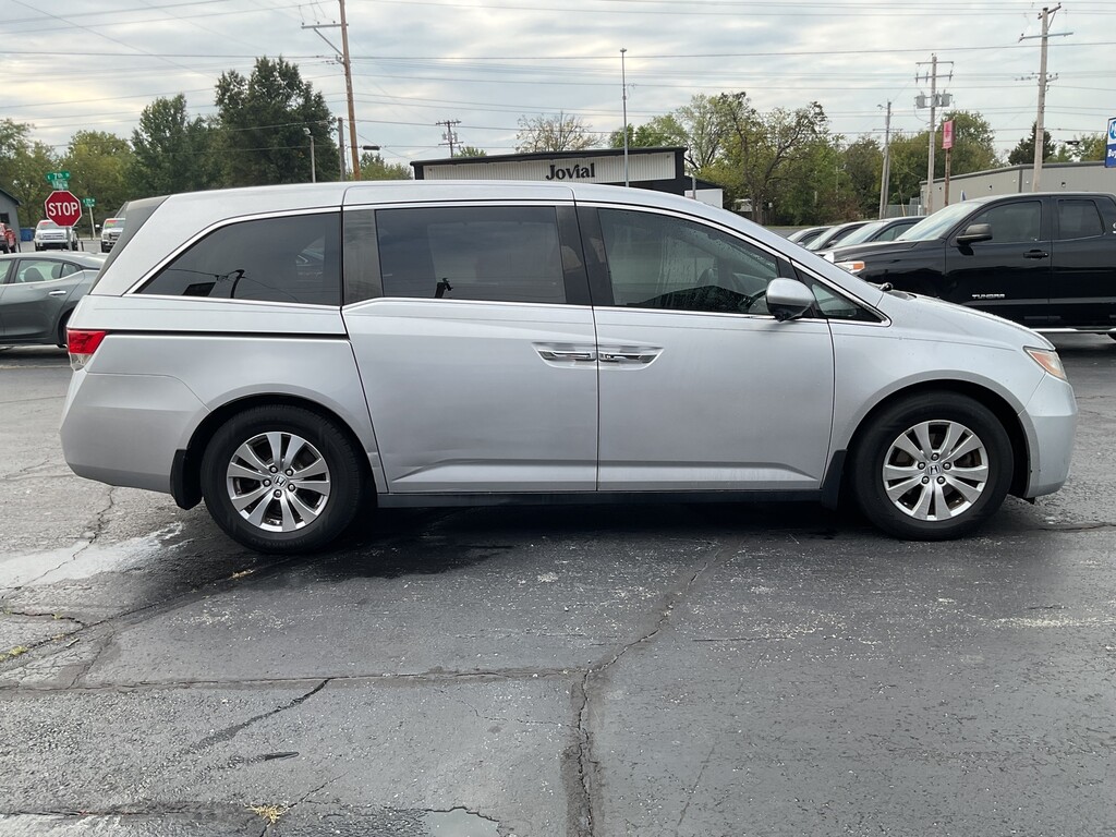2014 Honda ODYSSEY Located at Motory Group Joplin light-box-slides