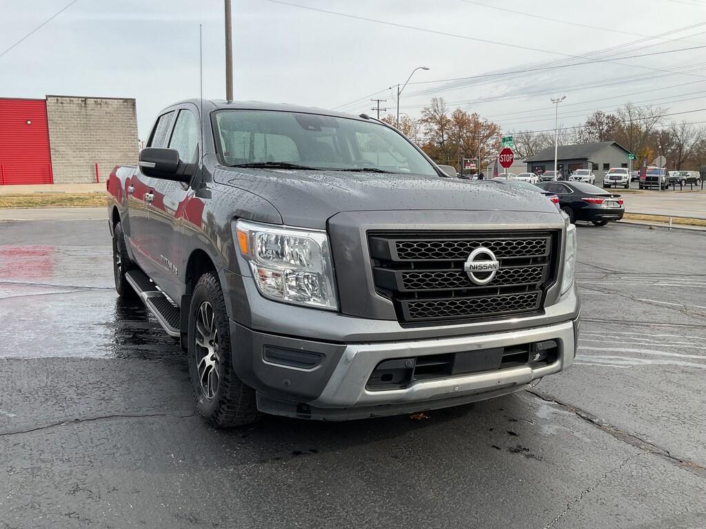 2020 Nissan TITAN Located at Motory Group Joplin light-box-slides