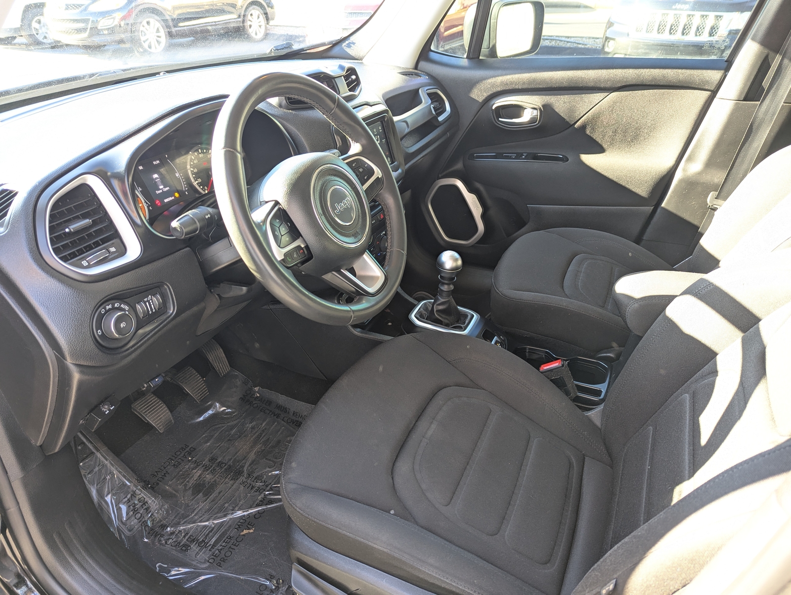 2018 Jeep RENEGADE LATITUDE Latitude (North for Canada)