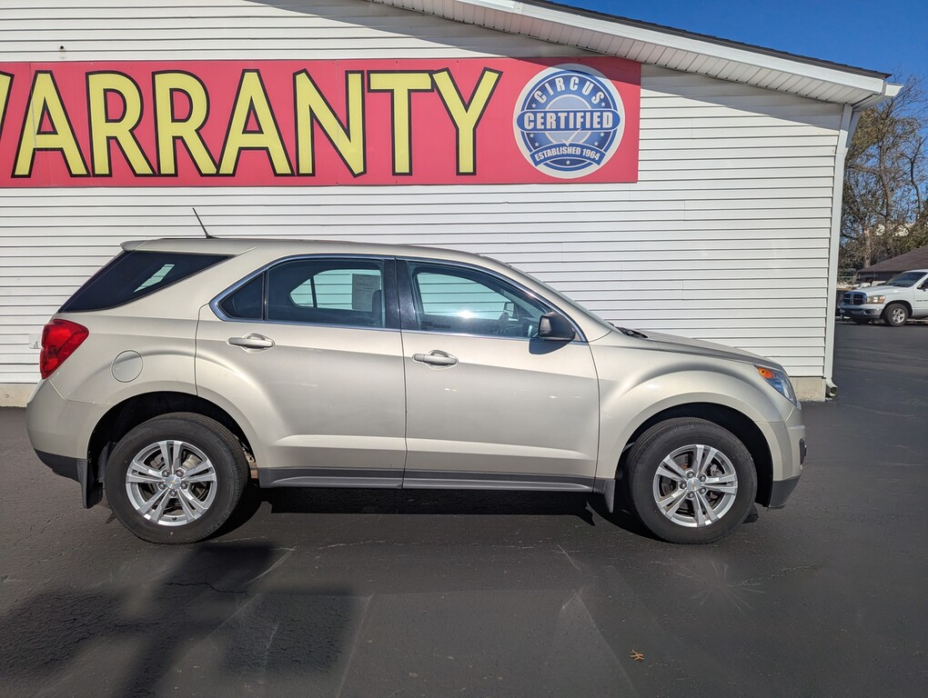 2013 Chevrolet EQUINOX LS Located at Circus Auto Sales light-box-slides