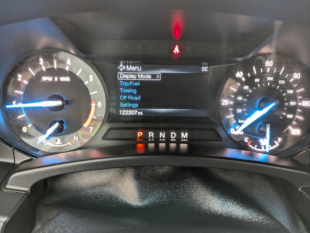 2016 Ford EXPEDITION EL XLT K Located at Circus Auto Sales slide-image