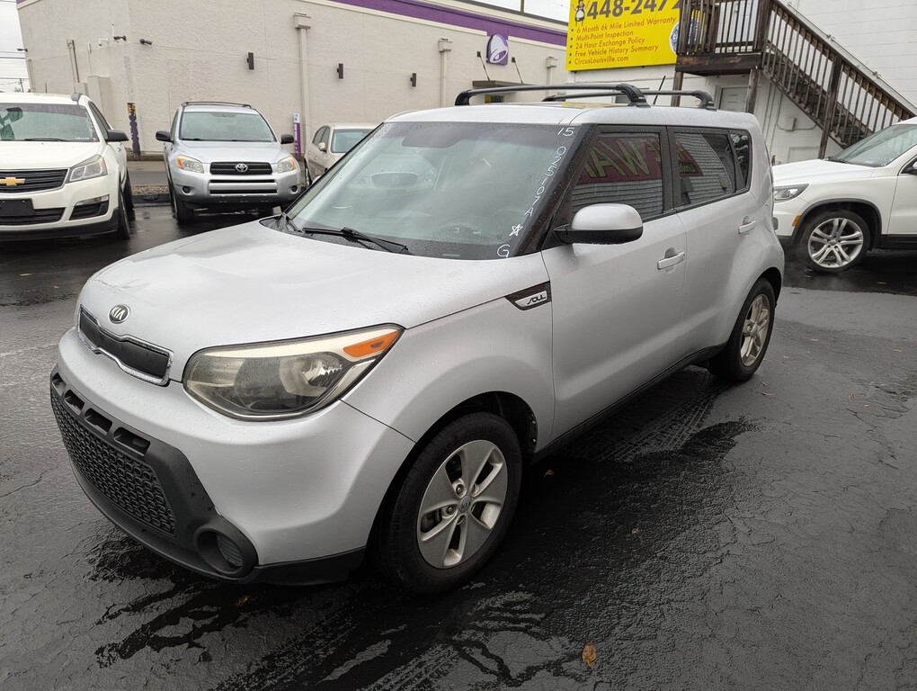 2015 Kia Soul Located at Circus Auto Sales slide-image