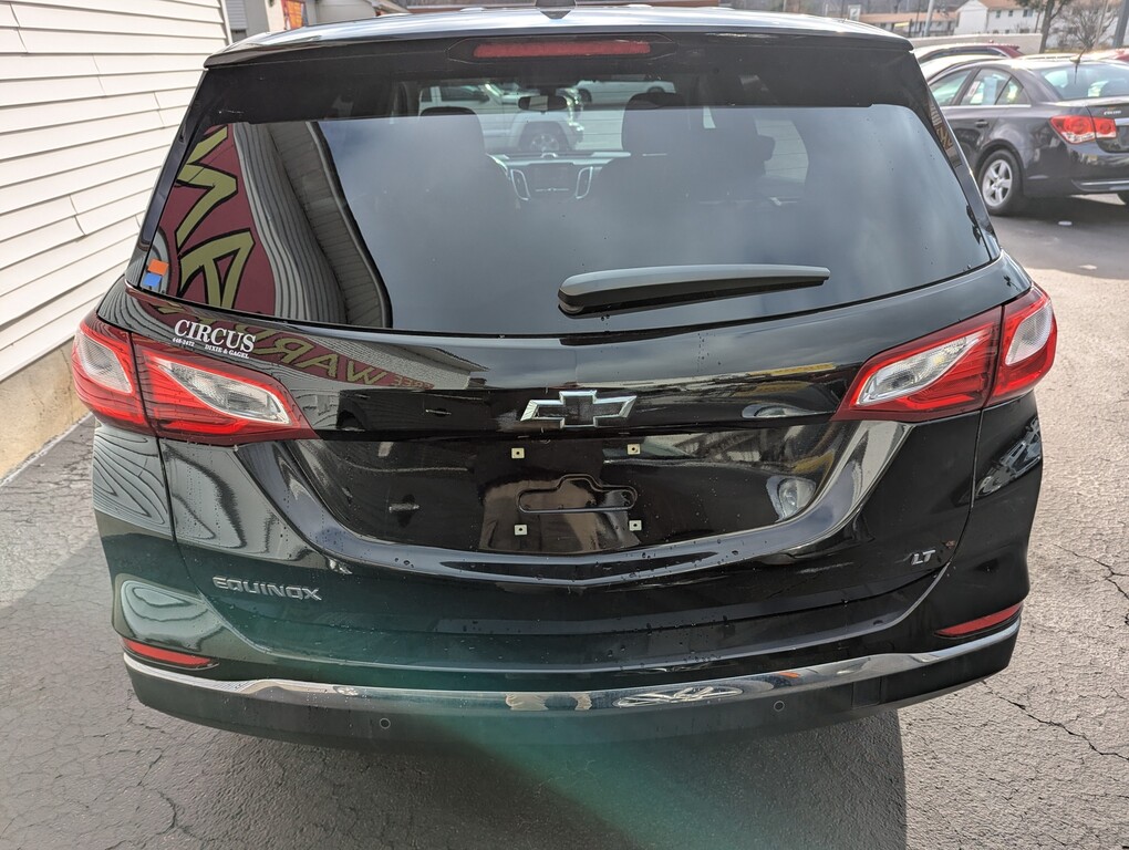 2018 Chevrolet EQUINOX LT 1LT Located at Circus Auto Sales light-box-slides